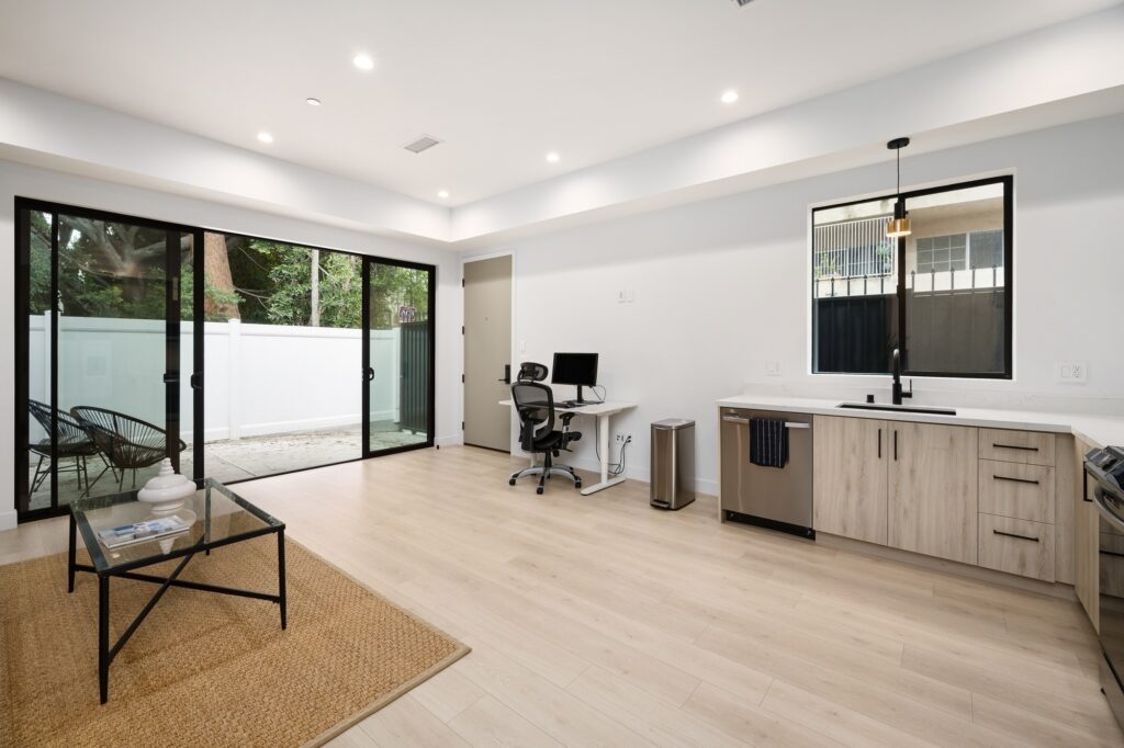 Screen Hardware Solutions | Sullivan Hardware